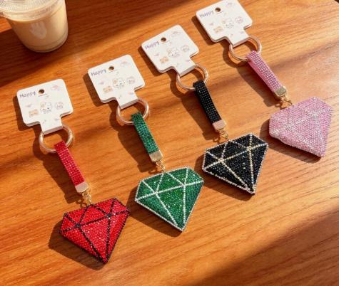 Cross‑border Creative Keychain, Diamond‑Shaped Pendant, Rhinestone Accessory for Car & Bag, Rhinestone‑encrusted Design, Car Gift Wholesale