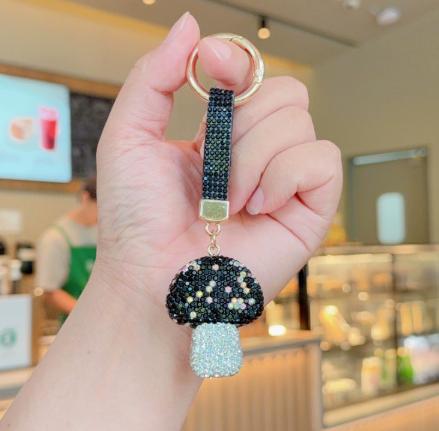 Full Rhinestone Mushroom Keychain, Cute Bling Bag Charm, Multi‑color Creative Gift, Car Key Pendant Wholesale
