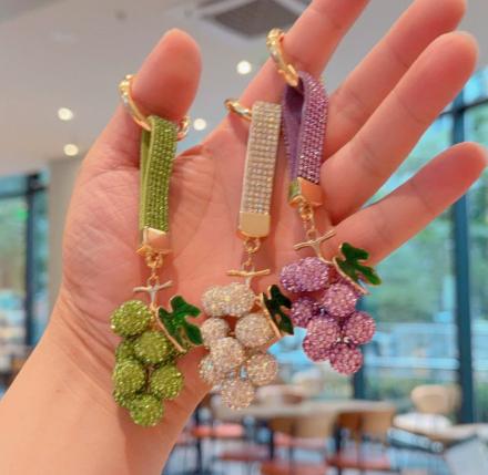 Full Rhinestone Mushroom Keychain, Cute Bling Bag Charm, Multi‑color Creative Gift, Car Key Pendant Wholesale