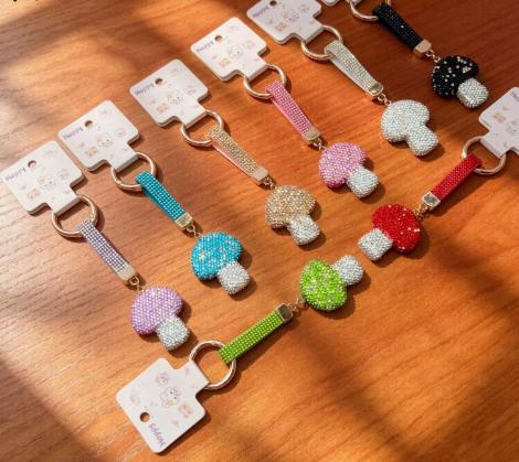Full Rhinestone Mushroom Keychain, Cute Bling Bag Charm, Multi‑color Creative Gift, Car Key Pendant Wholesale