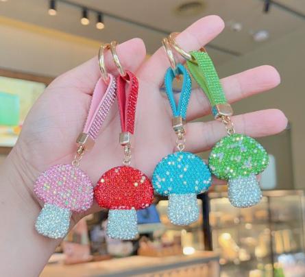 Full Rhinestone Mushroom Keychain, Cute Bling Bag Charm, Multi‑color Creative Gift, Car Key Pendant Wholesale